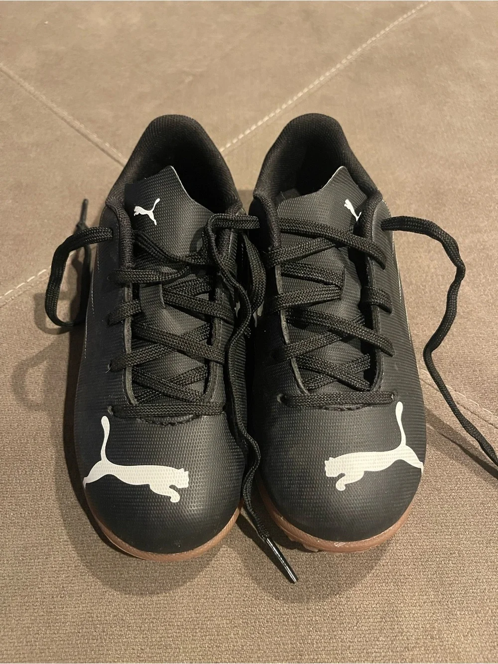 Puma Kids Indoor Soccer Cleats/Sneakers